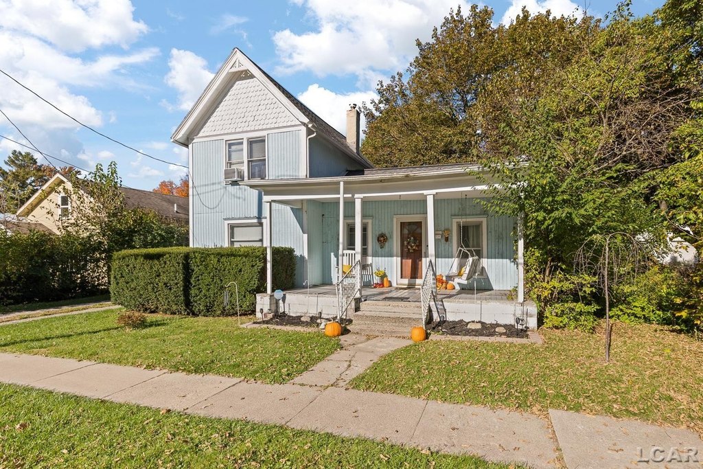 Adrian Michigan under 150,000 home