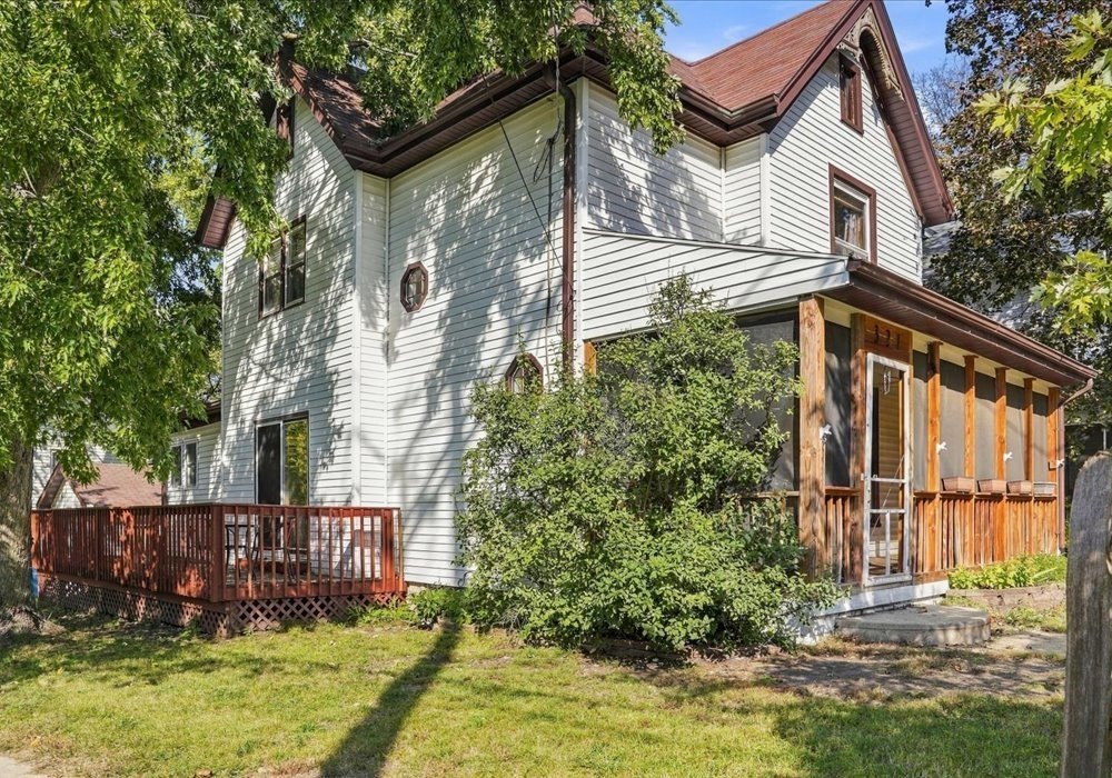 Illinois house under 150K Dixon