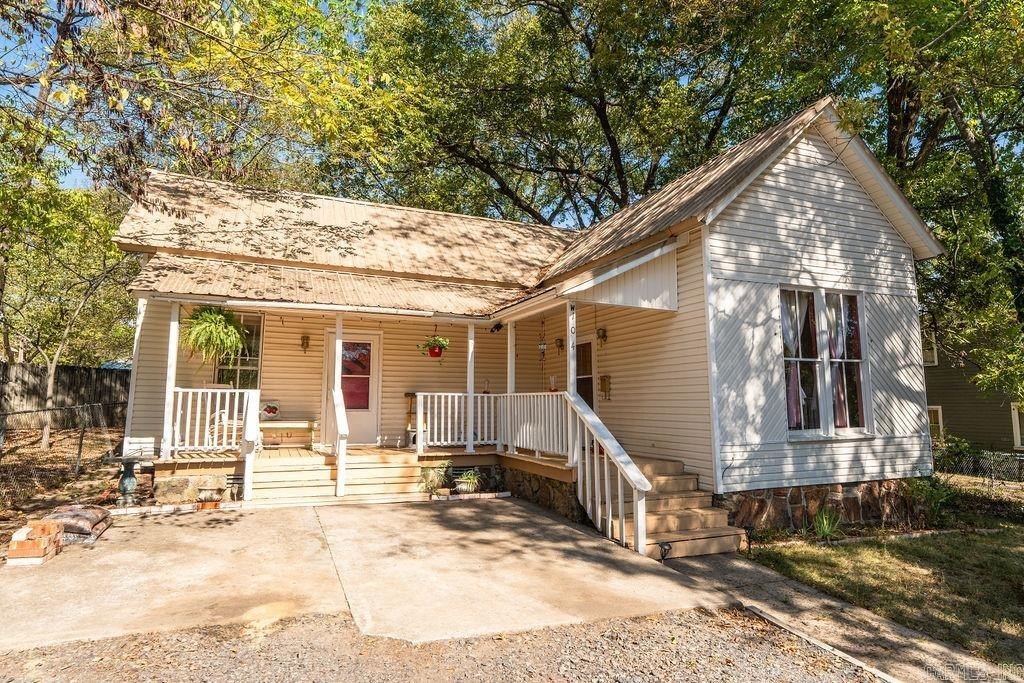 housing in Heber Springs Arkansas under 150000