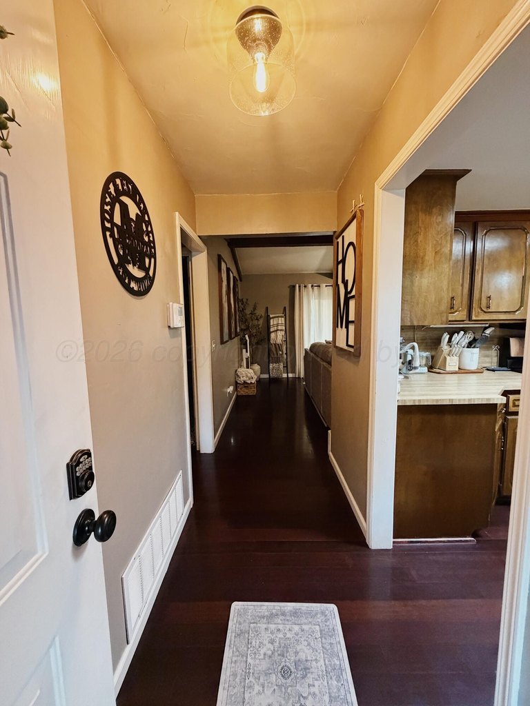 housing in Perryton Texas under 150,000