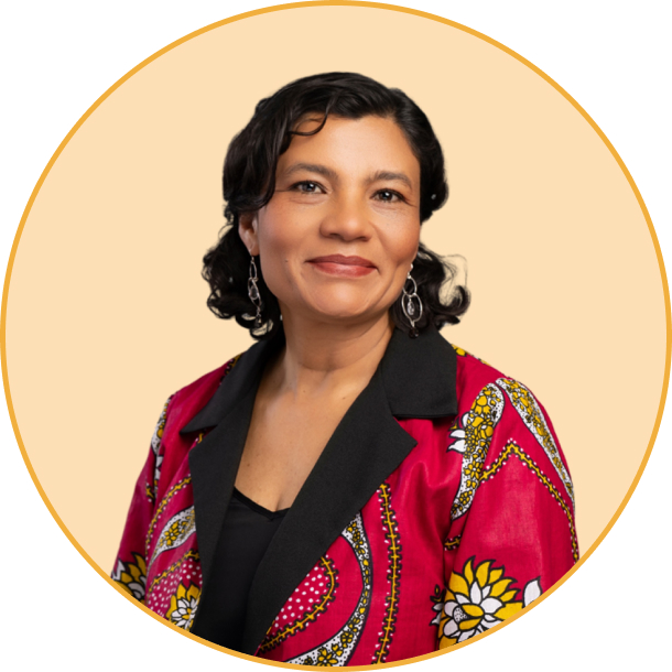 Headshot of Claudia Jiménez