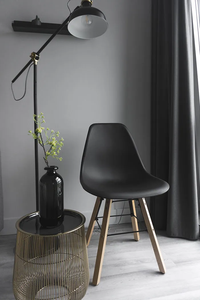 New York Chair