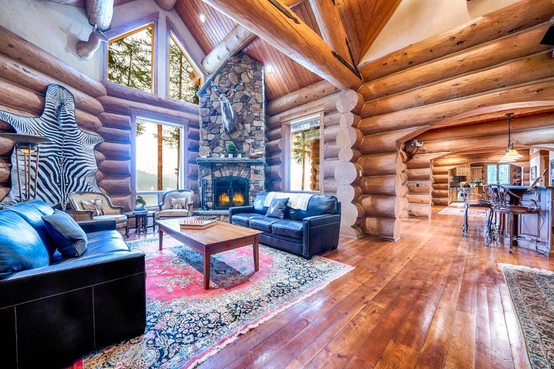 The Montana Manor