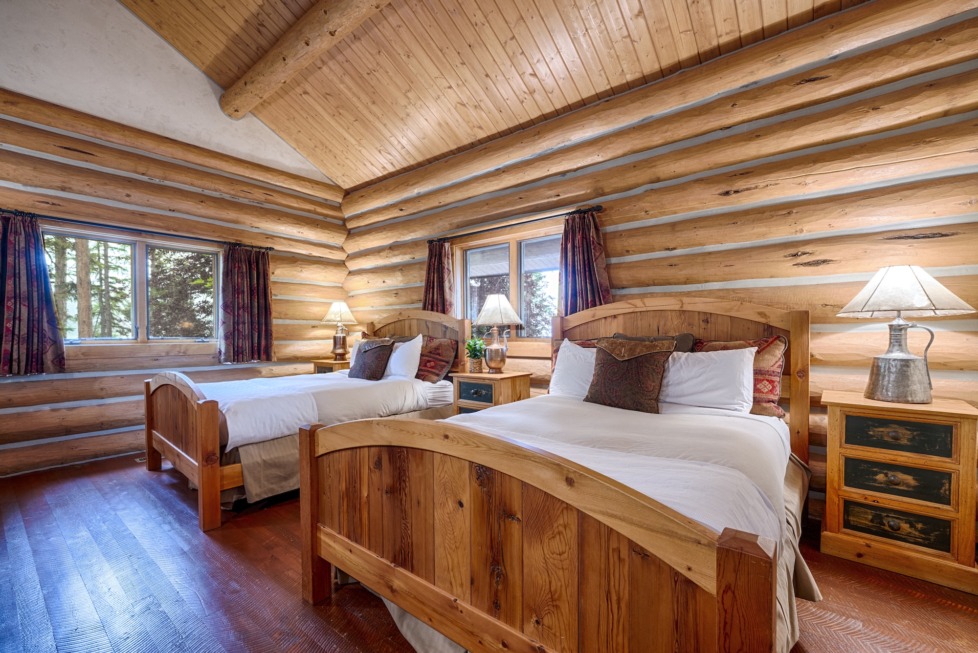 Double Queen Room