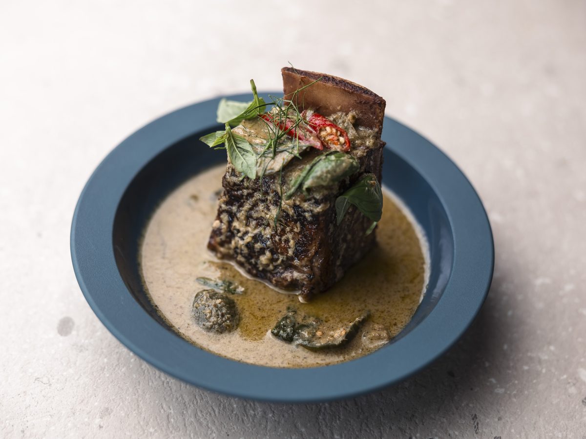 Green curry with short rib