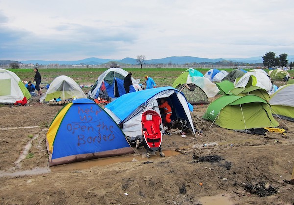 refugee crisis 4778969 1920