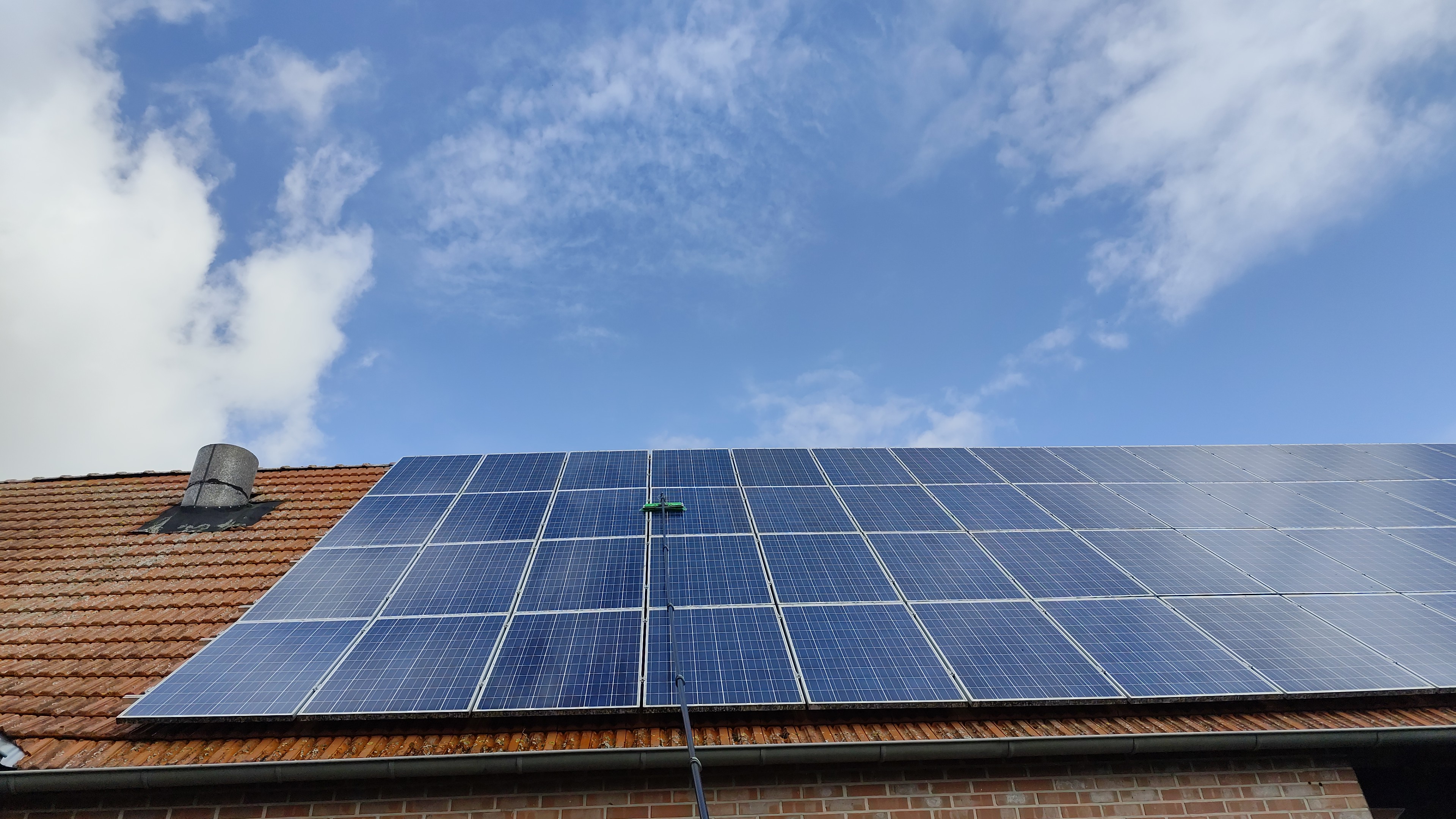 Reinigung eines Solar Coaches auf einem Bauernhof in Steinfurt