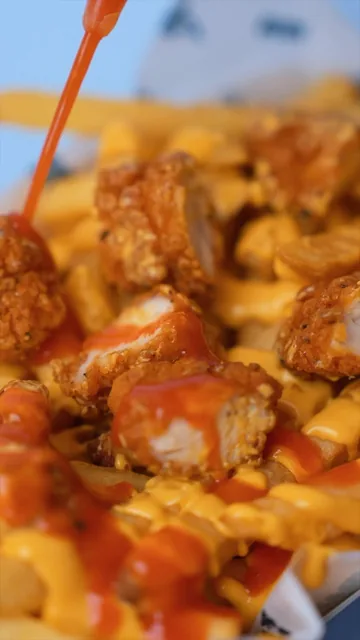 Meet your new loaded obsession, our BRAND-NEW LOADED FRIES 🍟🔥  Saucy, crispy, ch…