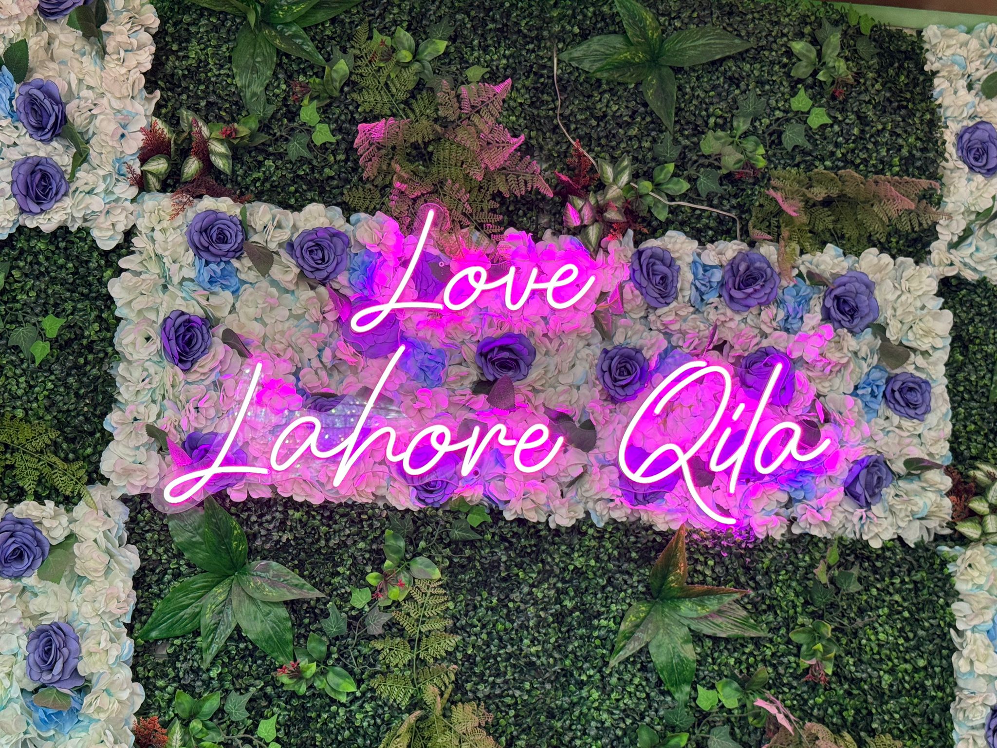 Love Lahore Qila neon sign