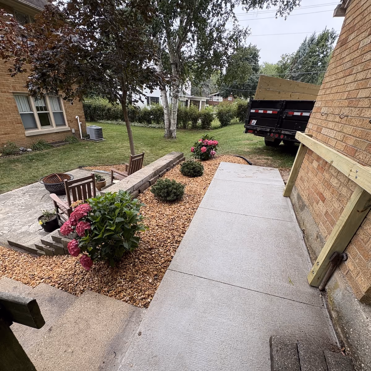 Landscape installation near me in West Bend, Wisconsin