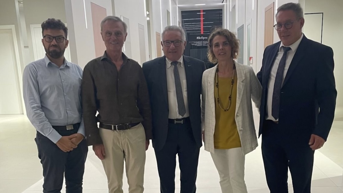 Partenariat entre Roger AUTAA et FerreroLegno