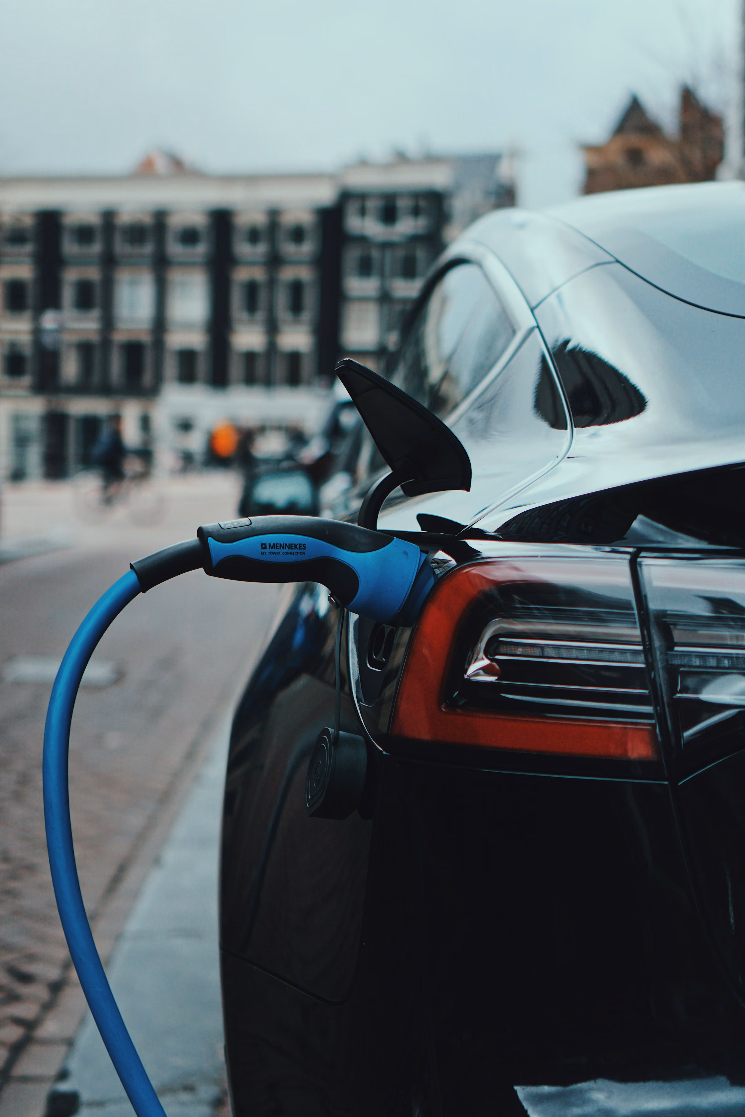 Charging an electric car