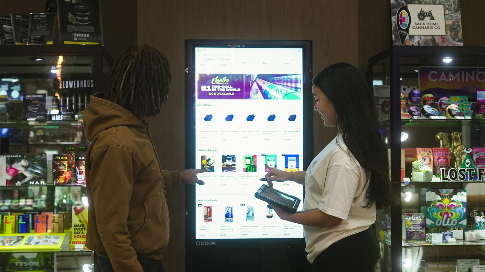 Existing and Upcoming Technology Trends in Retail for 2025