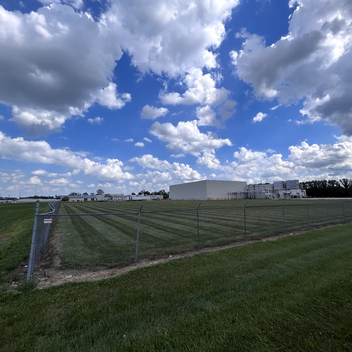 professional lawn mowing | Monmouth Valley Lawn and Landscaping | Fort Wayne, Indiana
