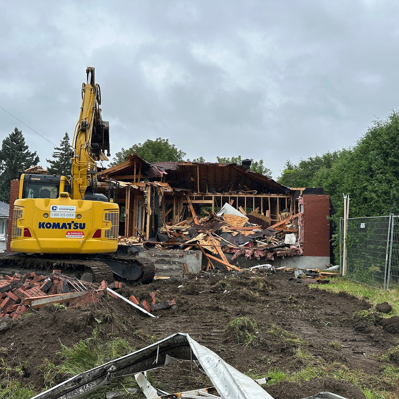 Demolition and rebuild project at 692 Crystal Street by Veinard Developments