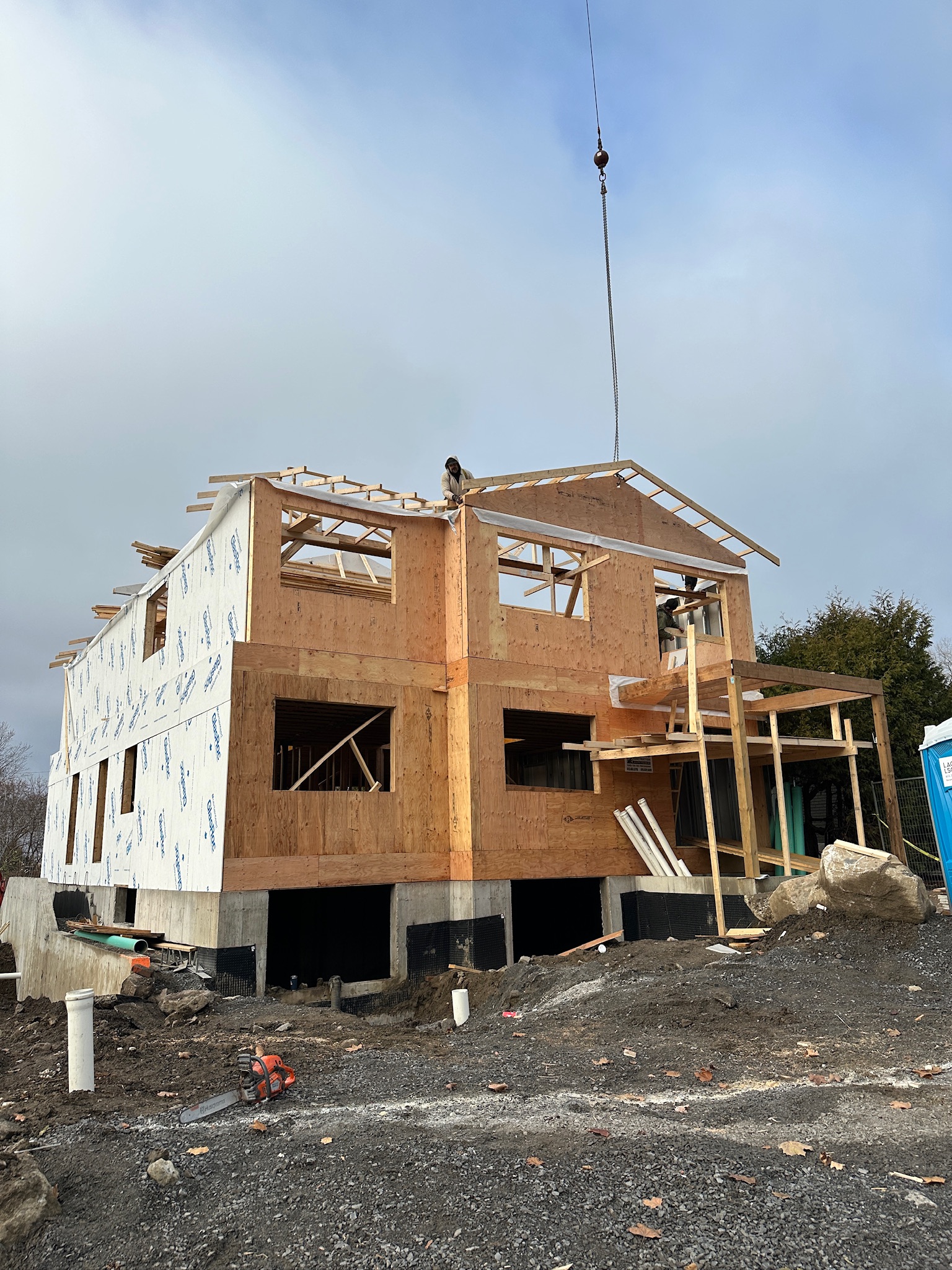 Veinard framing project work in Ottawa