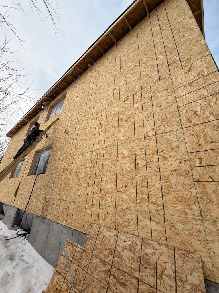 Veinard framing project work in Ottawa