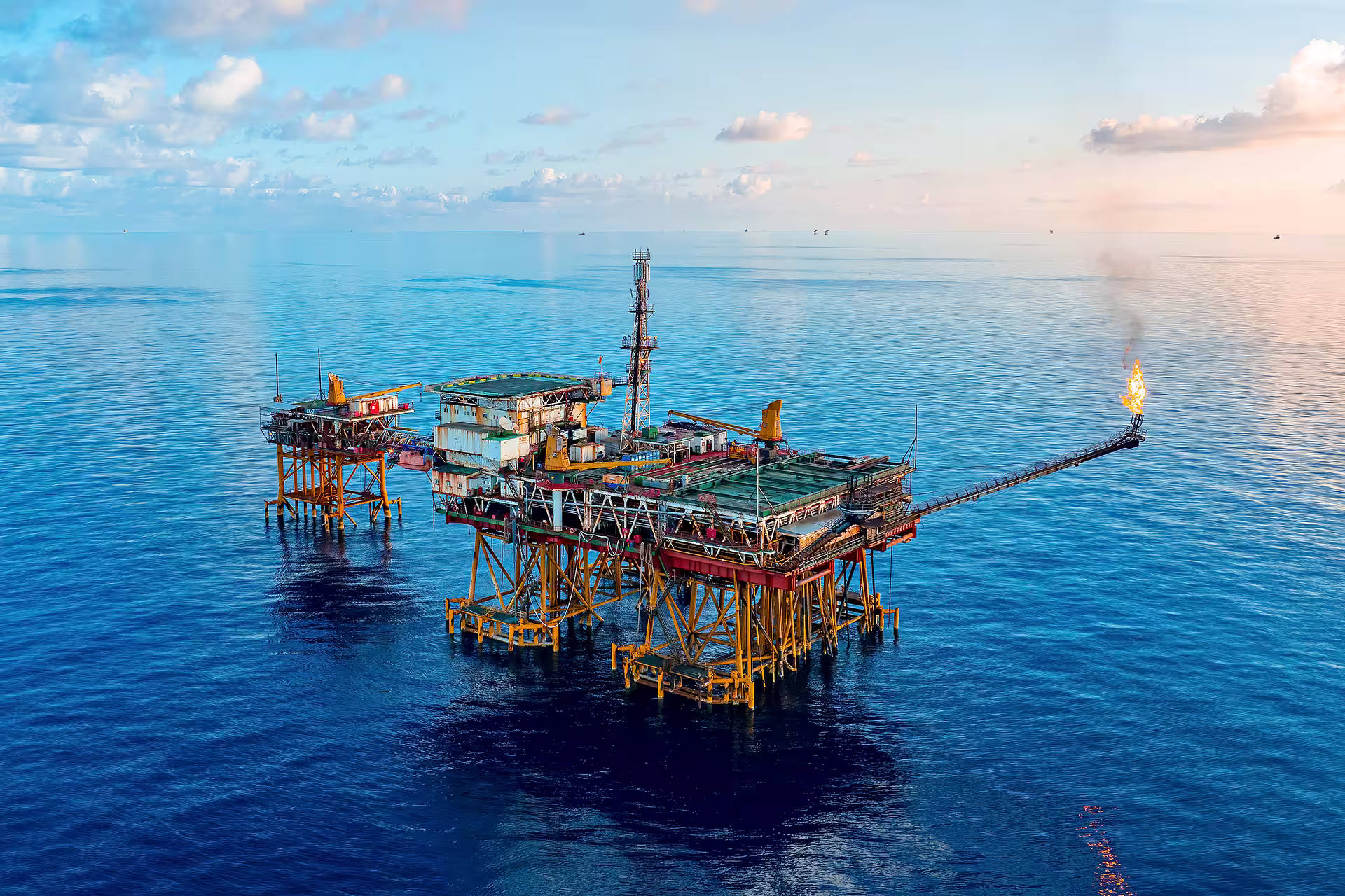 Offshore Oil&Gas Industry Image