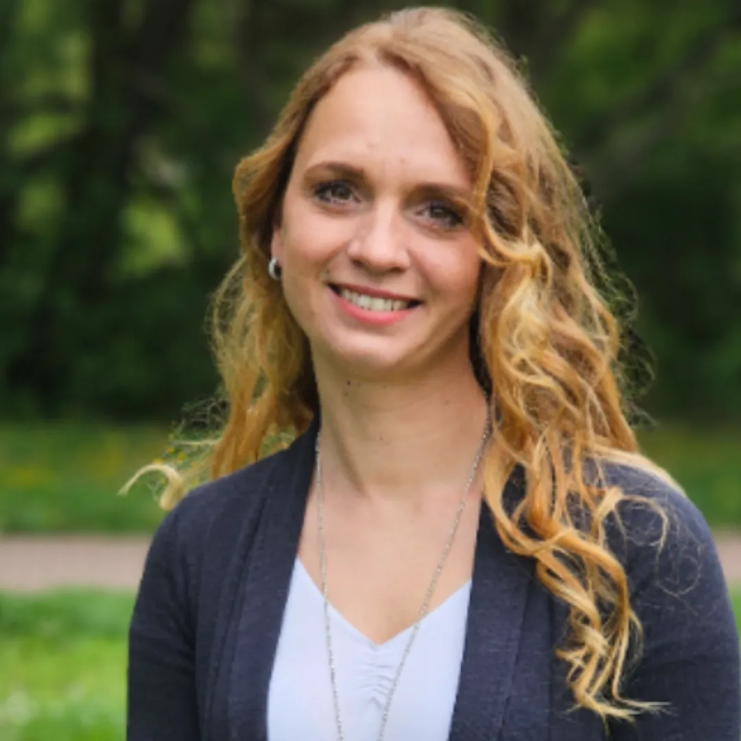Caroline Ann Roggan, Allianz