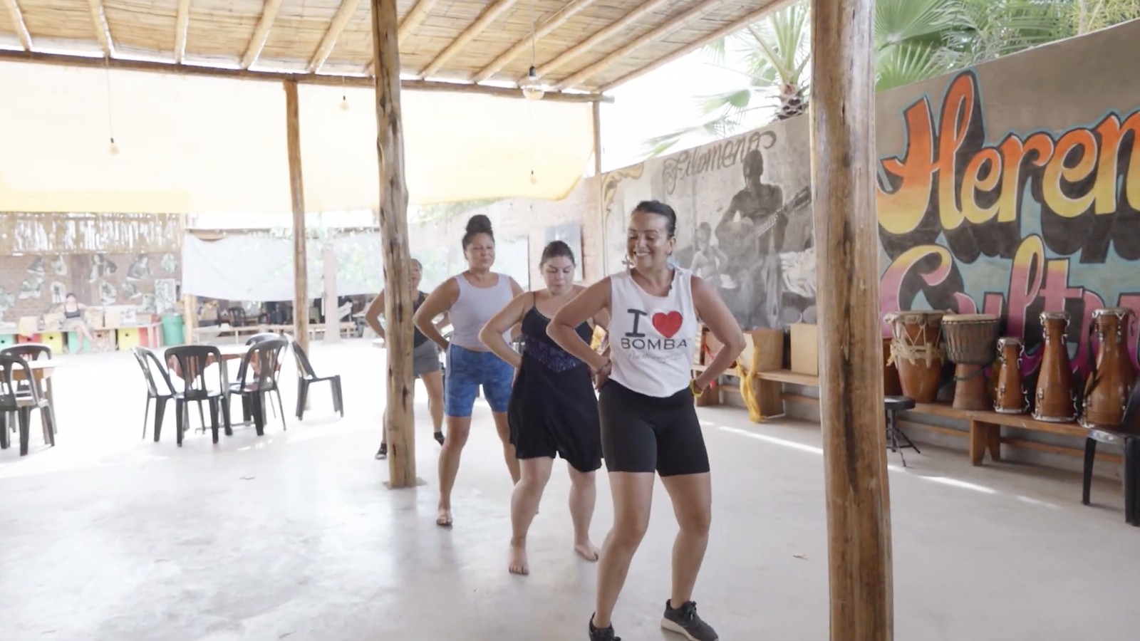 Class at the Centro Cultural, El Carmen