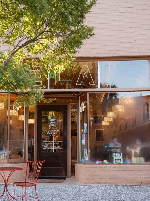 Colleton Coffee storefront with outdoor seating in Walterboro