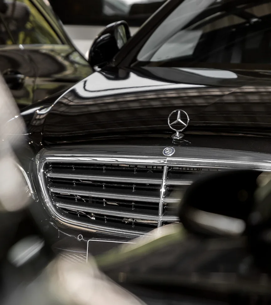 Mercedes-Benz Classe V del servizio Jetlimolux con flotta di veicoli di sicurezza, trasporto corporate e protezione VIP a Zurigo