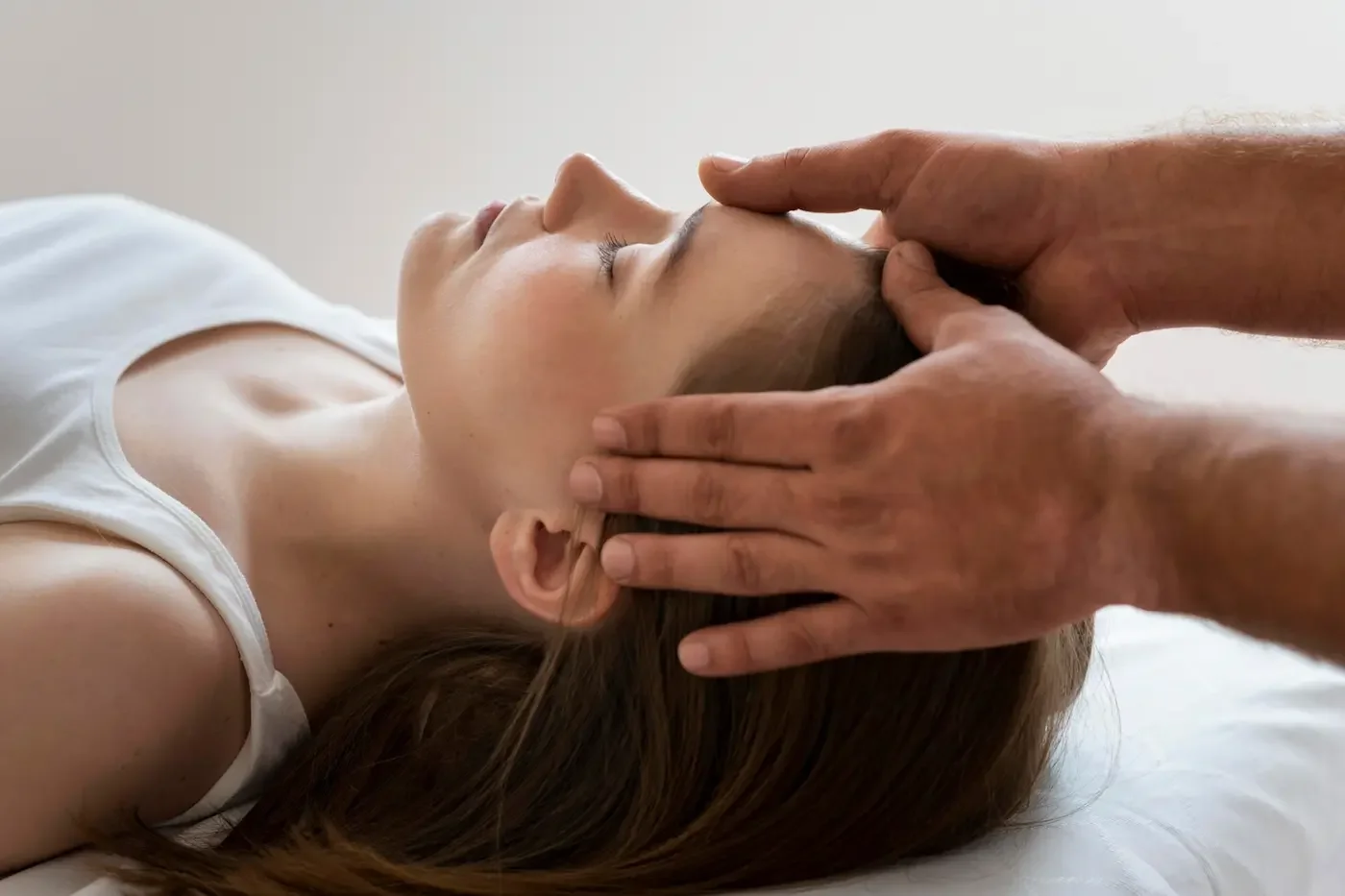 Grounding ritual with warm compresses at DASA Spa