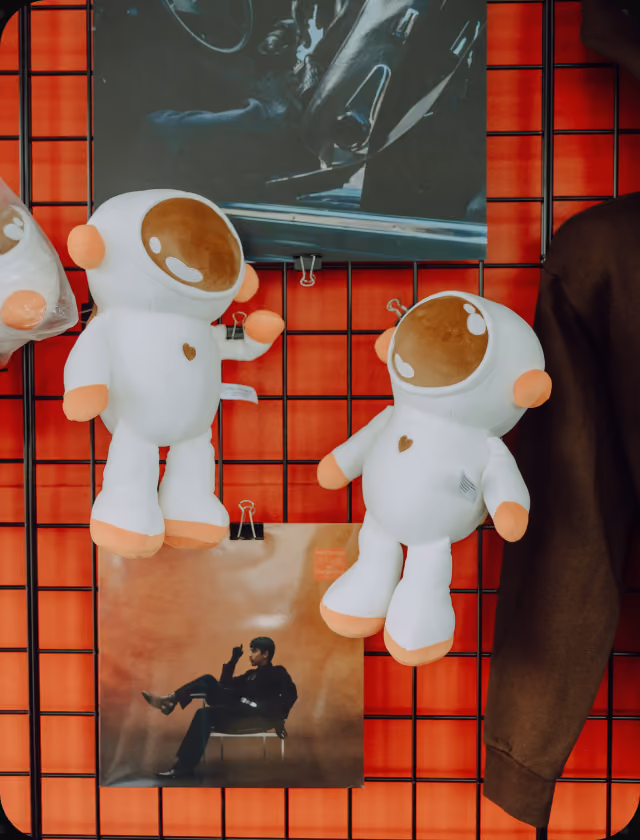 VIP experience at a Merchdrop show