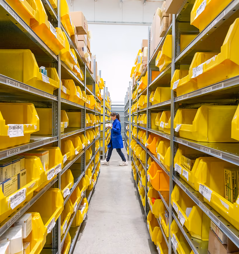 Pick and pack fulfillment