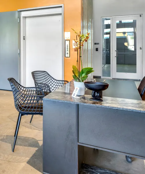 Leasing Office