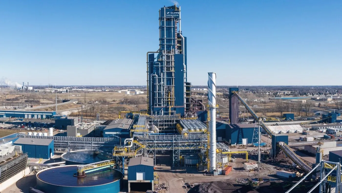 A steel plant running across its own site