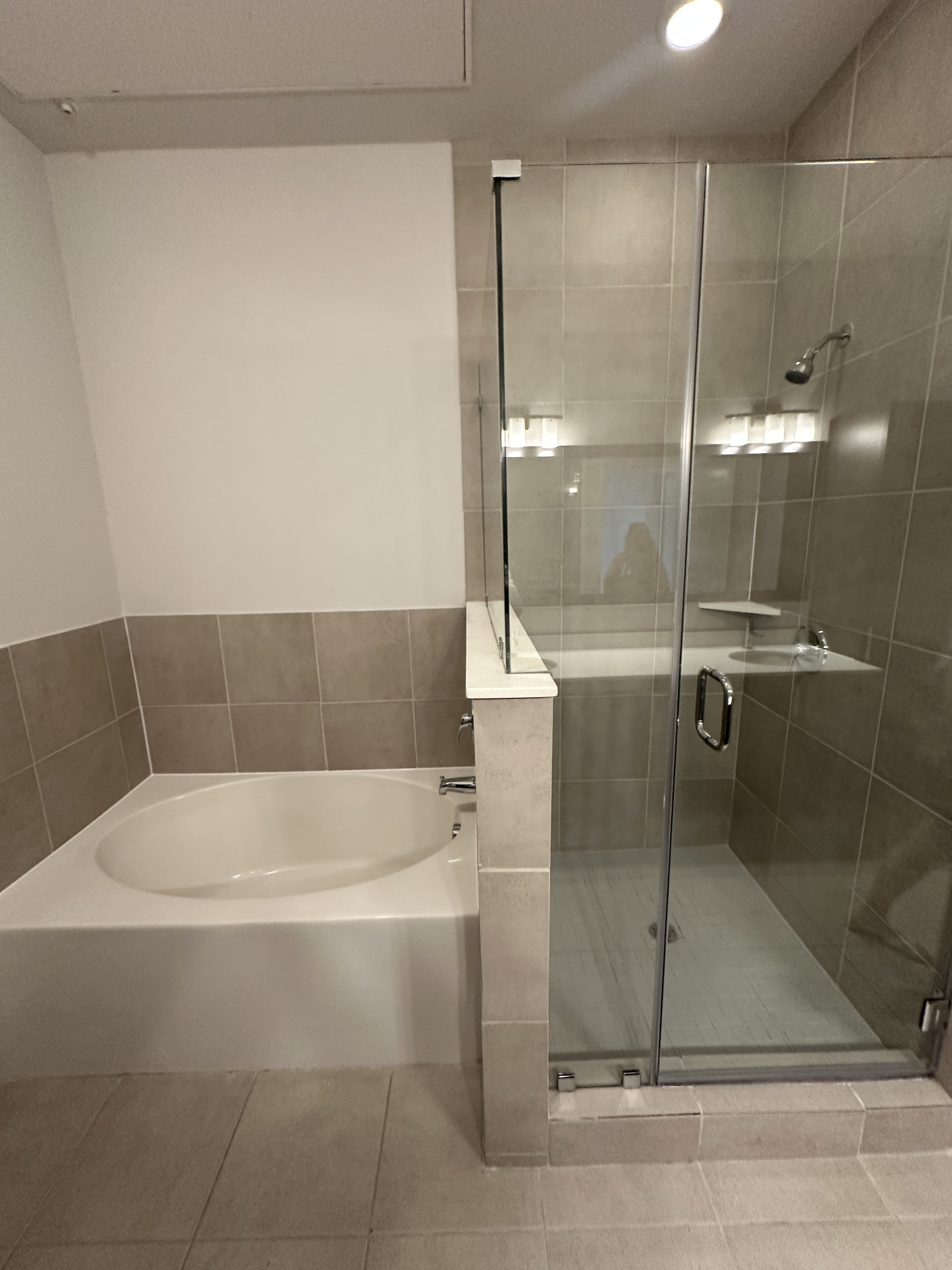 Tub & Shower Combo cleaned by Luxe Luxury Cleaning