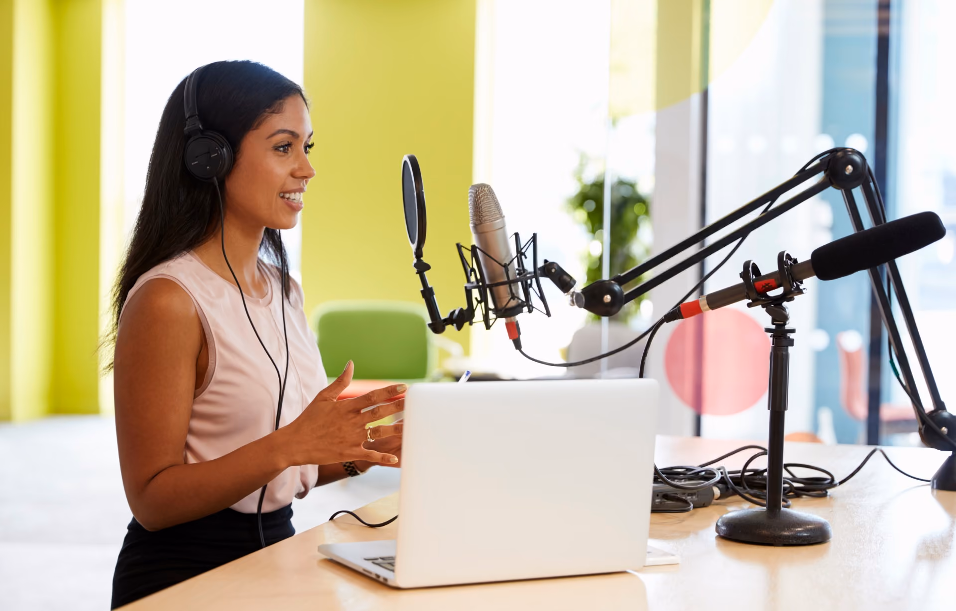 Top 8 Podcasts for Event Organizers