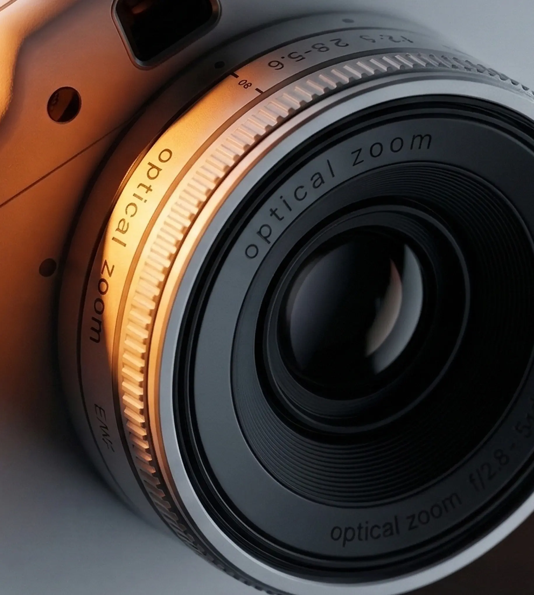 Snapa camera's 4-lens optical system