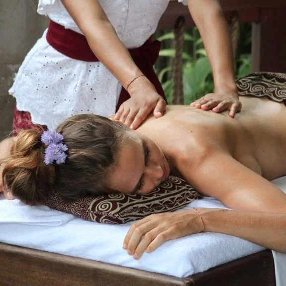 Balinese massage ritual