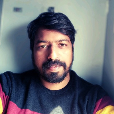 Headshot of Vivek Gundla, AI Engineer at Monaro