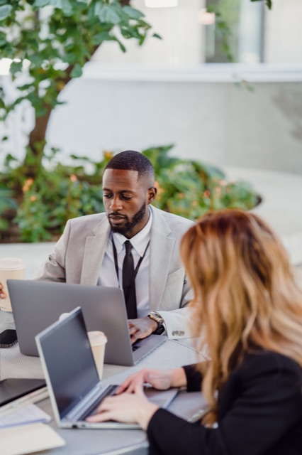 Schulungsthema Systeme und Tools: Microsoft 365, Dateiablage, CRM und ERP im Arbeitsalltag