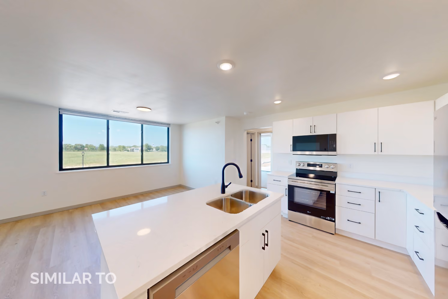 Apartment home similar to those at Overland Reserve in Rochester, MN