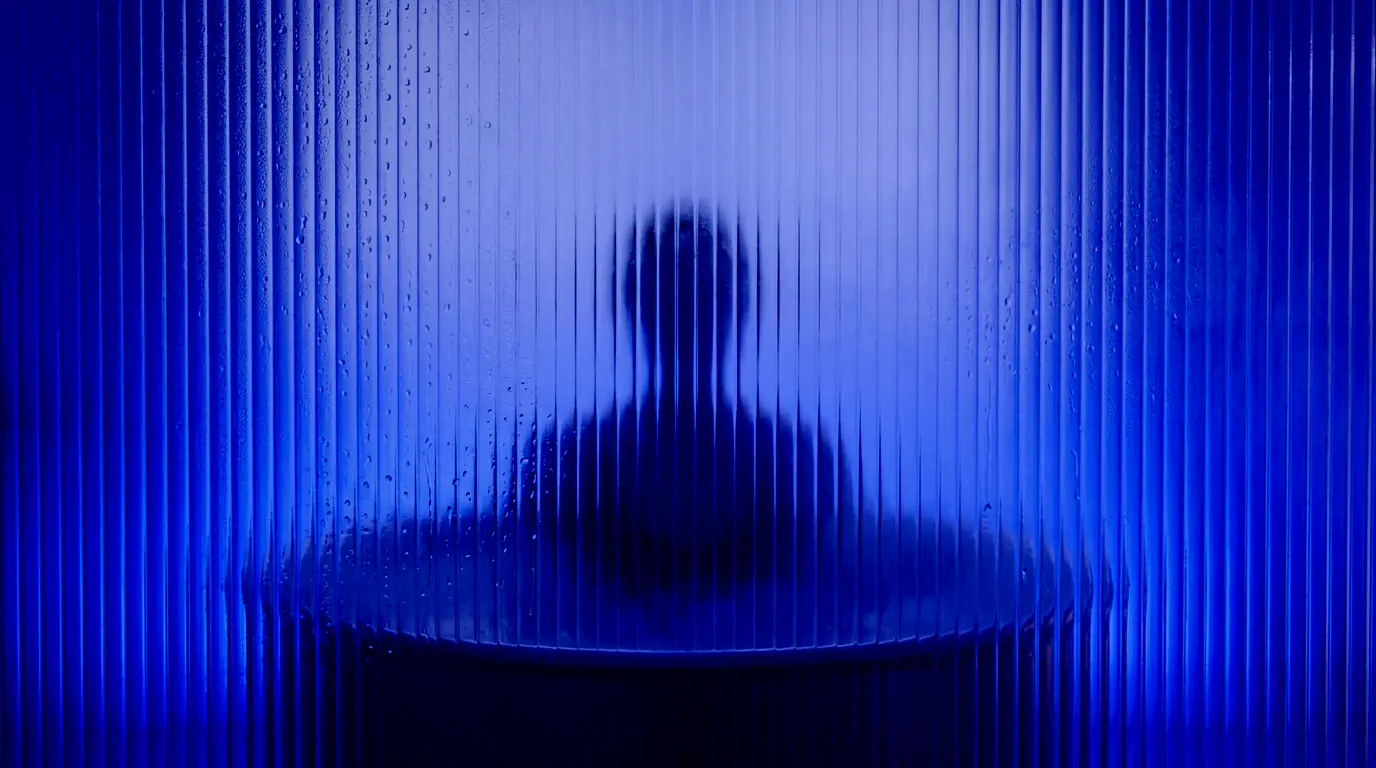 Person in a cold plunge at Plunged, recovery studio in Gent
