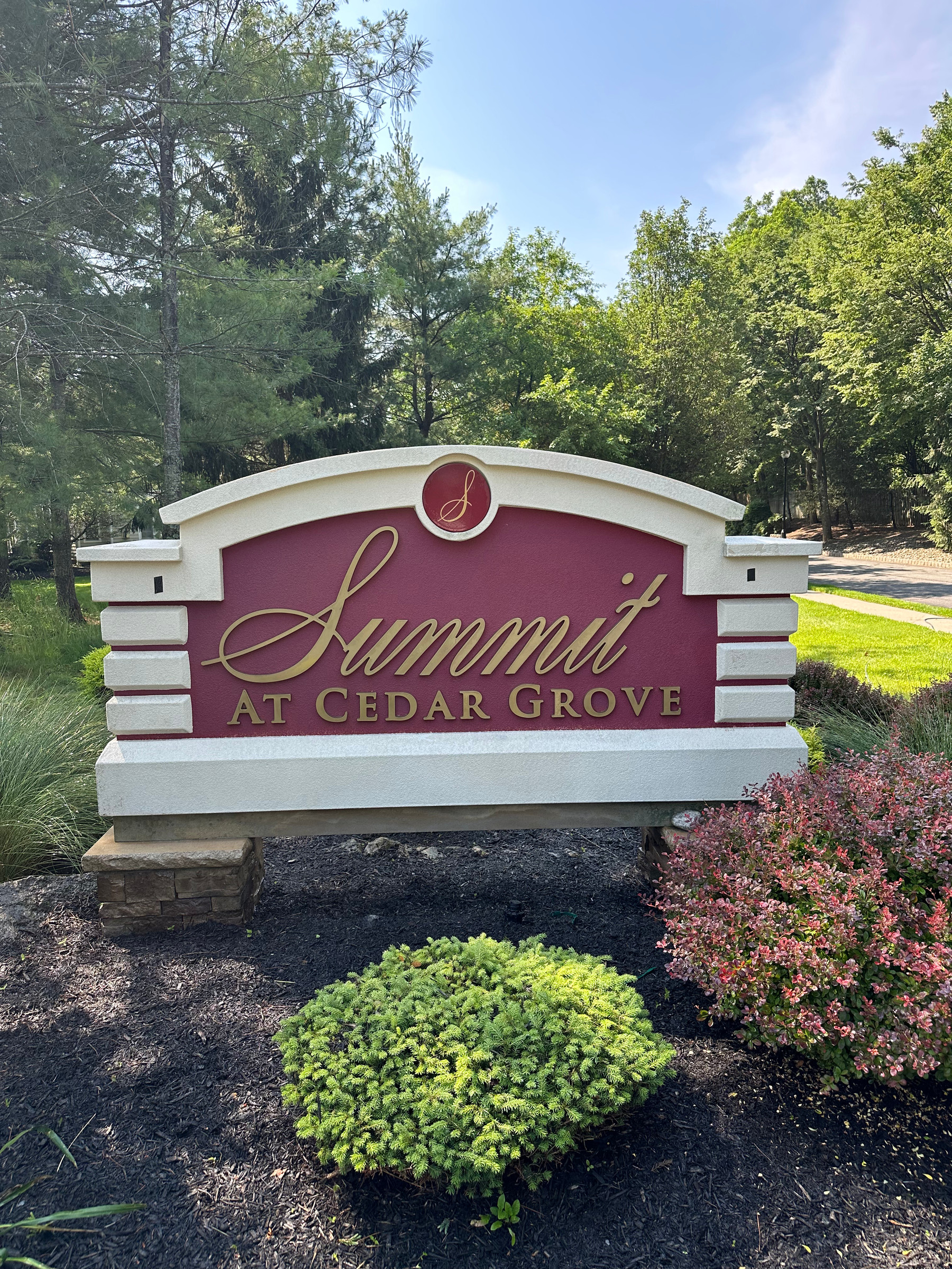 Community Entrance Sign Cleaning