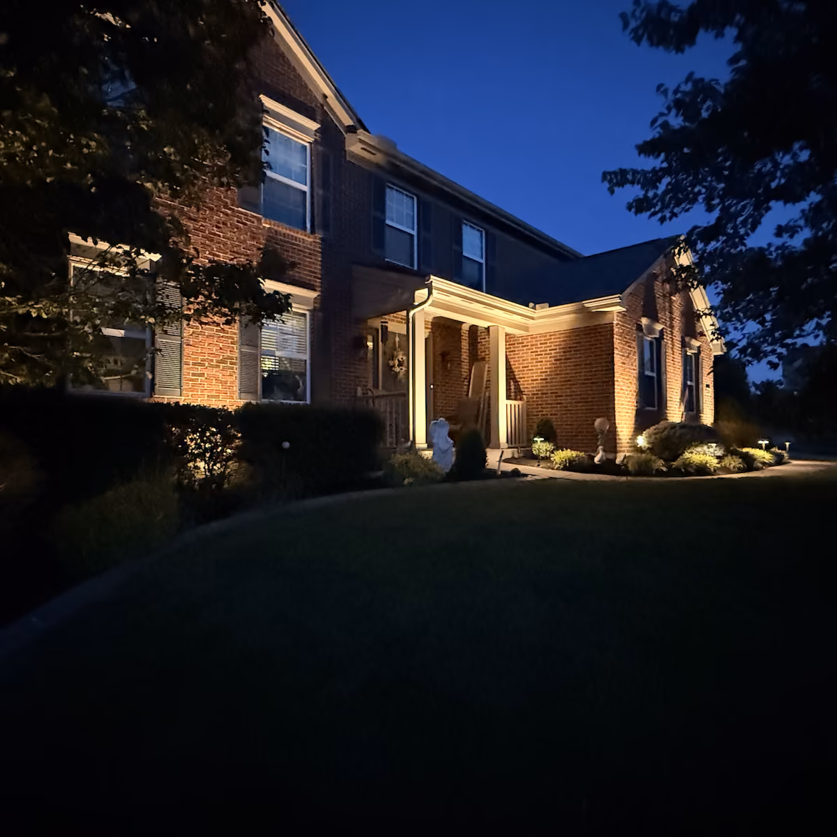 illuminating a residential property
Professional low voltage landscape lighting highlighting trees, walkways, and garden beds