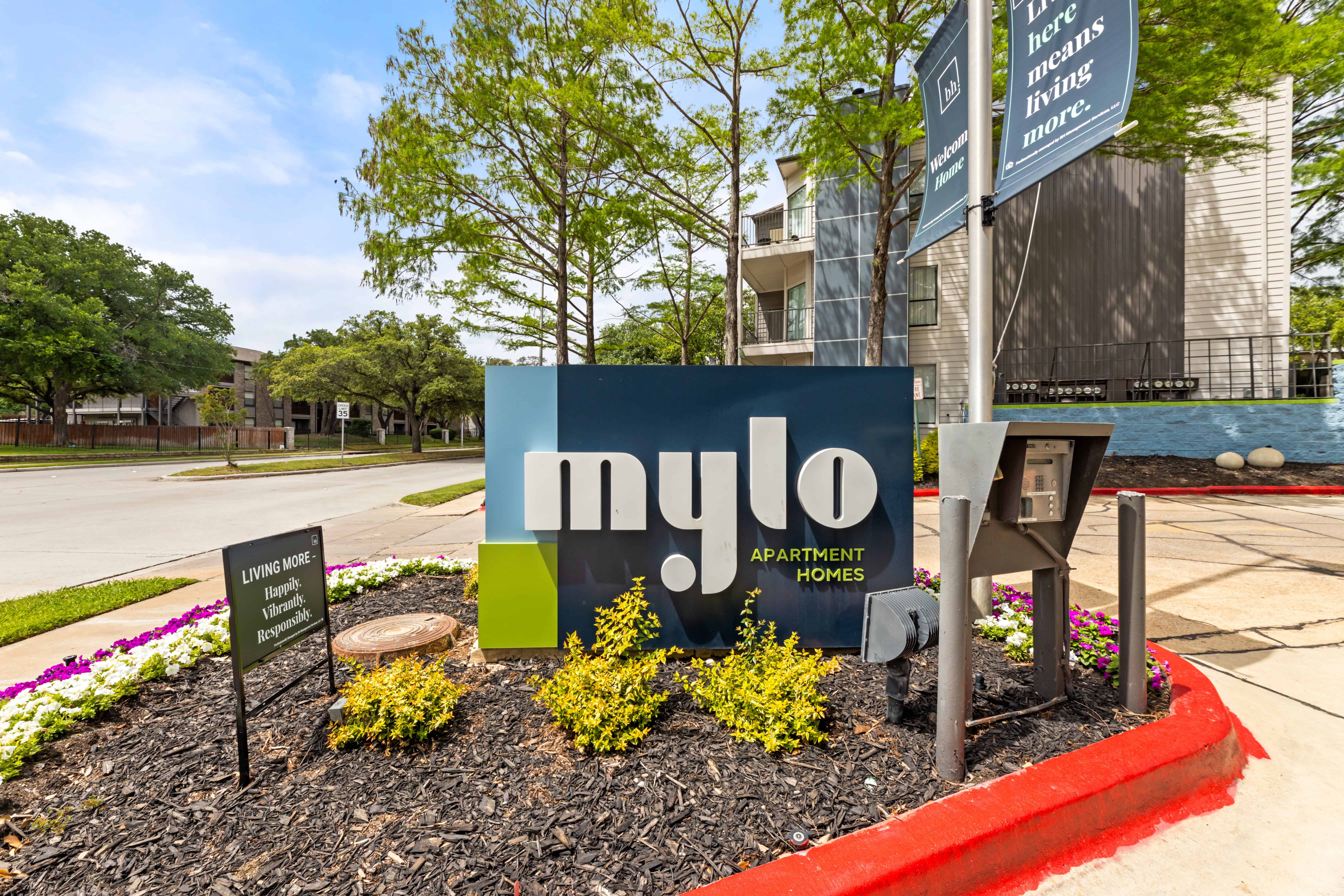 Exterior view of apartment buildings at Mylo in Fort Worth, TX