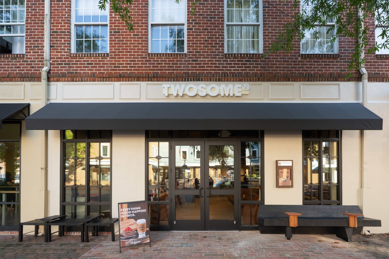 Twosome Place in Alexandria. Photo by Joy Asico-Smith.