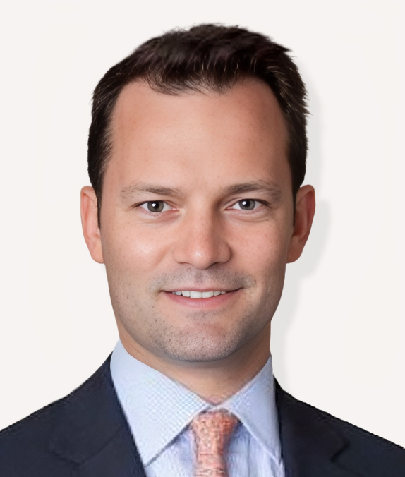 Paul Casey headshot