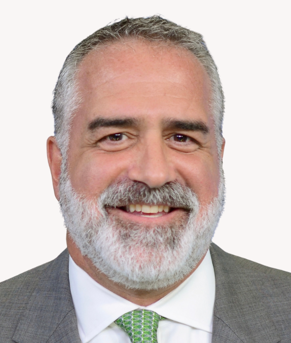 Kenny Polcari headshot