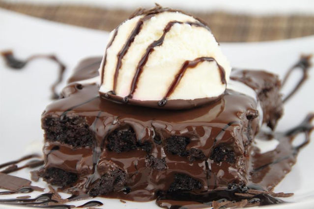 Chocolate cake with ice cream
