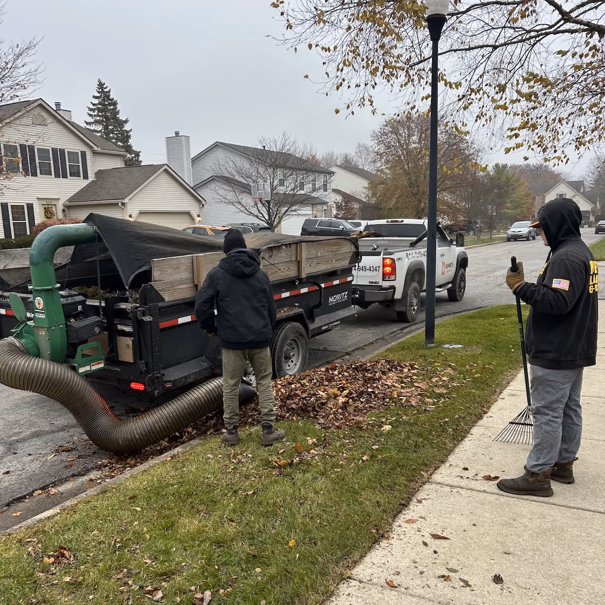 Residential fall leaf cleanup by Howie’s Lawn Care LLC in West Jefferson, Ohio