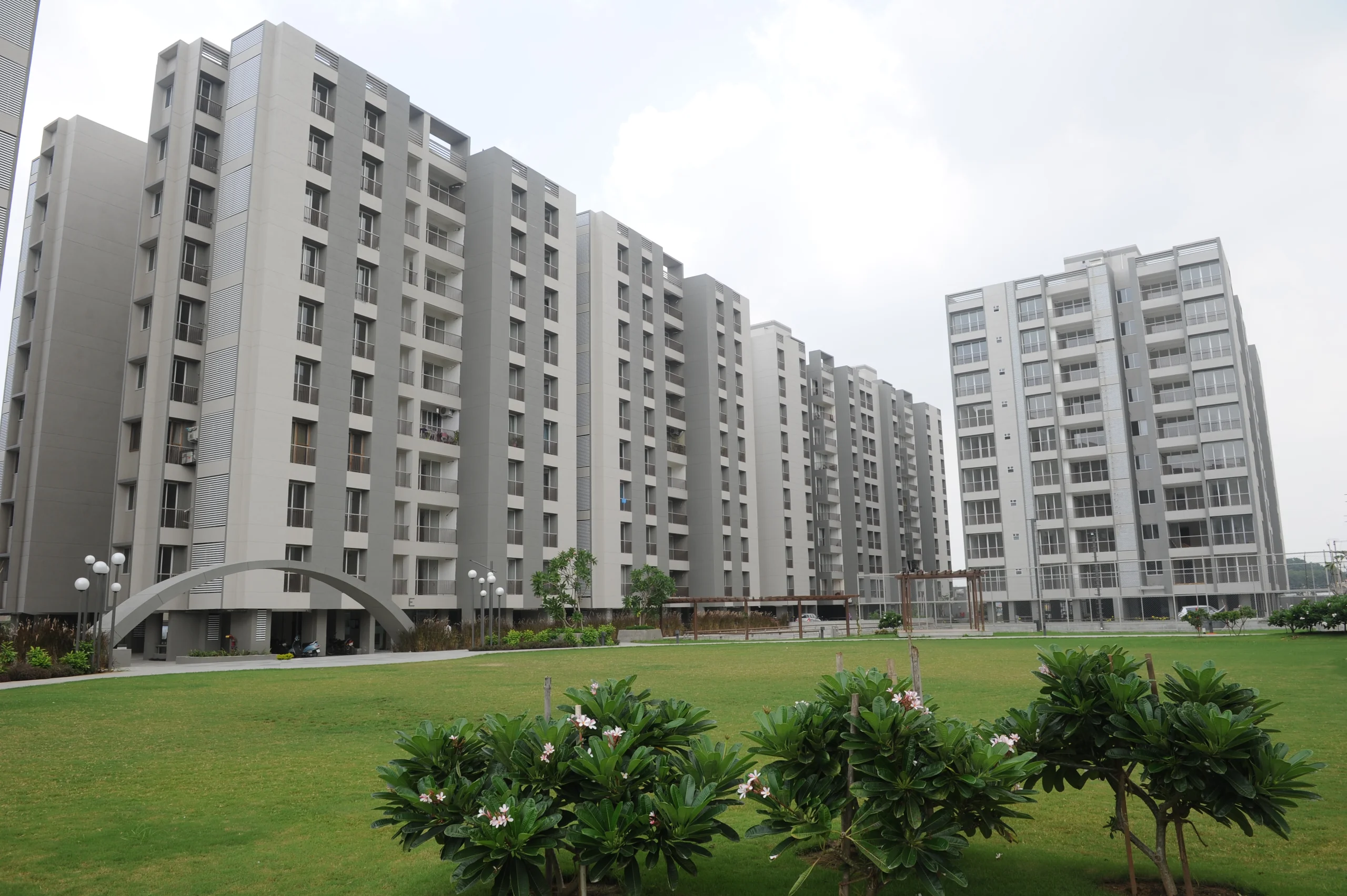 Shangri-La residential towers, Gorwa, Vadodara