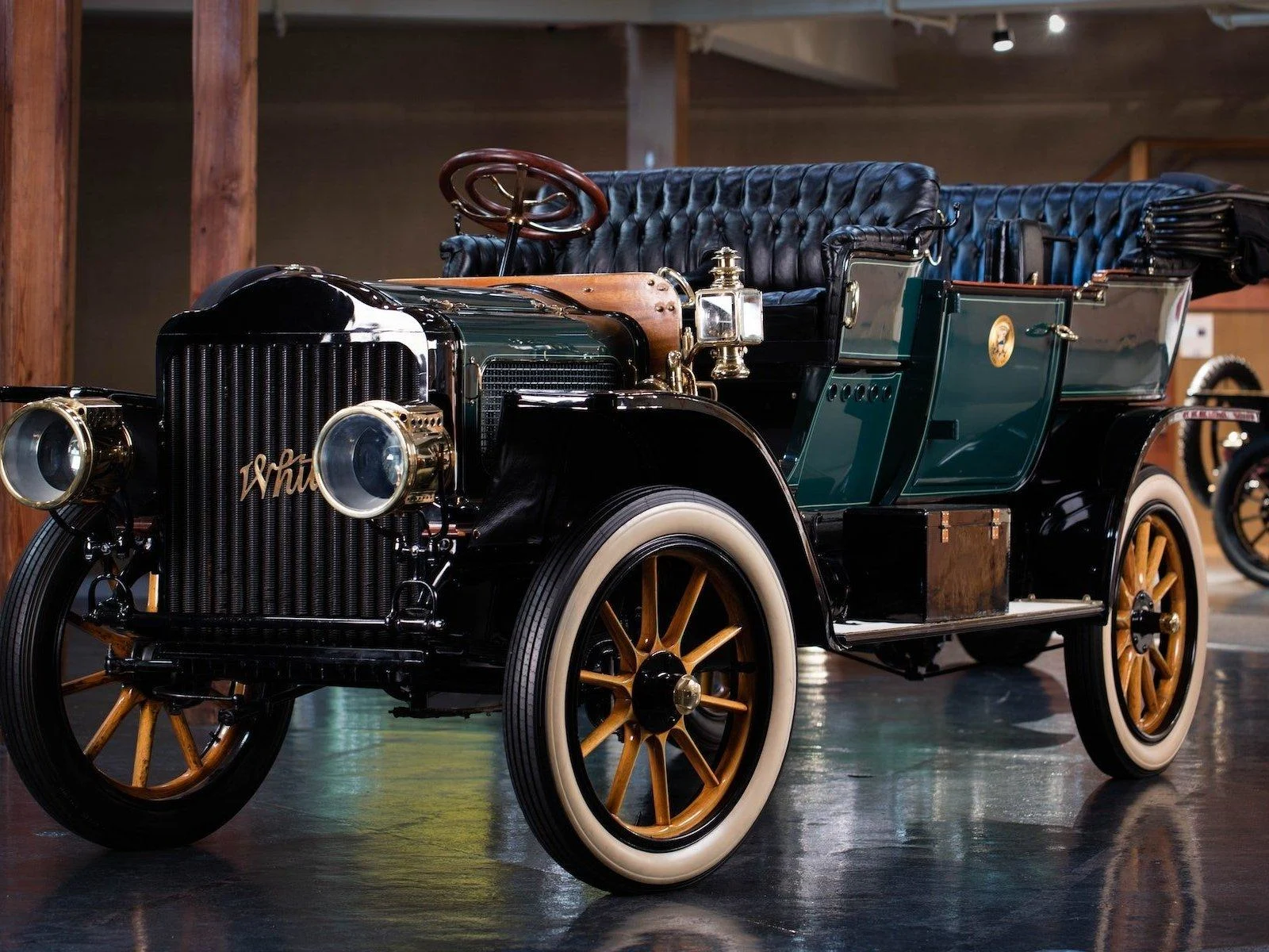 1909 White Model M Steam Car