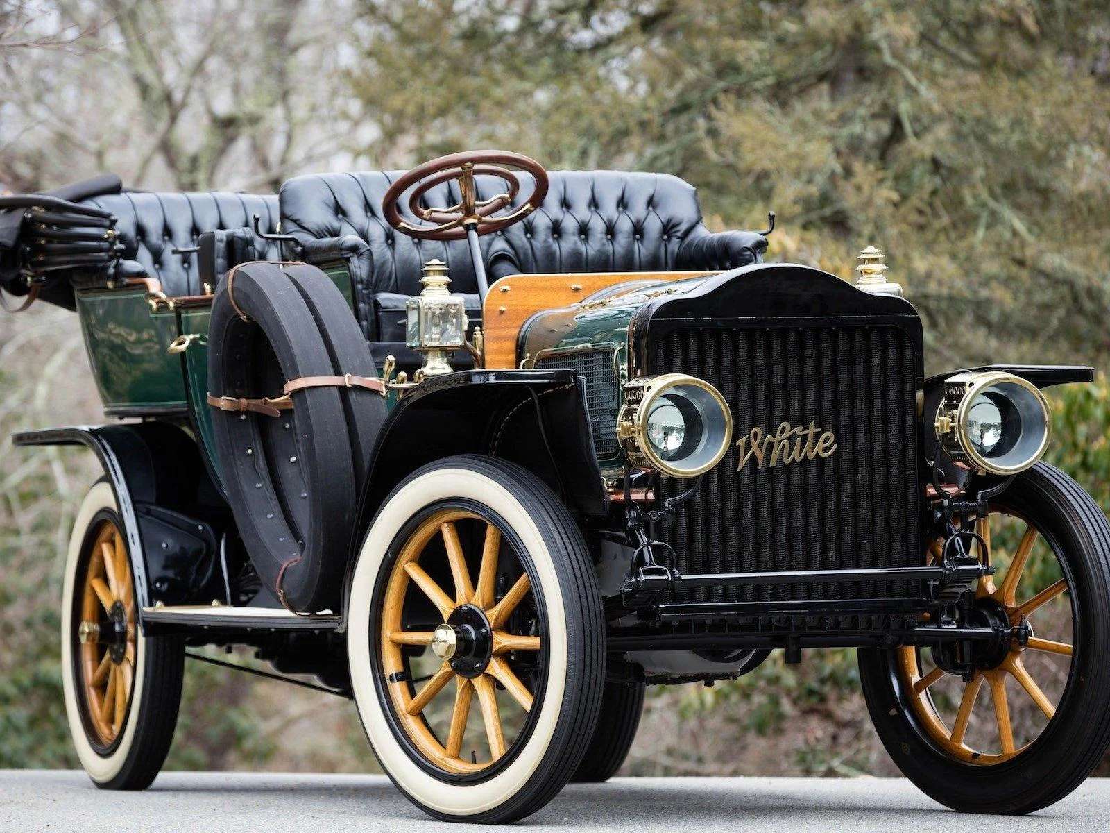 1909 White Model M Steam Car